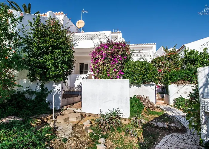 Bort Oss Hébergement de vacances *